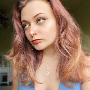 Meet your Posher, Jillian